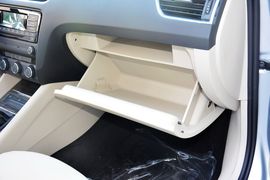 2015款斯柯达明锐1.6L手动逸俊版