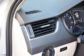 2015款斯柯达明锐1.6L手动逸俊版