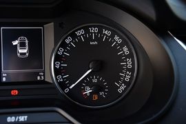 2015款斯柯达明锐1.6L手动逸俊版