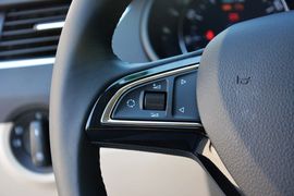 2015款斯柯达明锐1.6L手动逸俊版