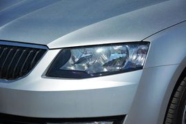 2015款斯柯达明锐1.6L手动逸俊版