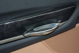 2014款宝马740Li