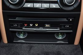 2014款宝马740Li