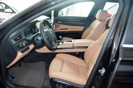 2014款宝马740Li