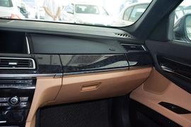 2014款宝马740Li