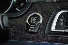 2014款宝马740Li