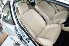 2014款丰田威驰1.5L自动智臻版