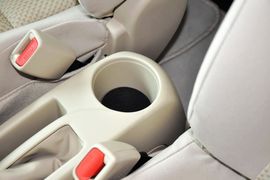 2014款丰田威驰1.5L自动智臻版