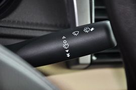 2014款丰田威驰1.5L自动智臻版