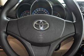 2014款丰田威驰1.5L自动智臻版