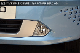 试驾荣威E50电动车