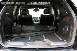 Jeep大切诺基3.0TD柴油舒享导航版实拍