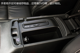 Jeep大切诺基3.0TD柴油舒享导航版实拍