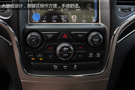 Jeep大切诺基3.0TD柴油舒享导航版实拍