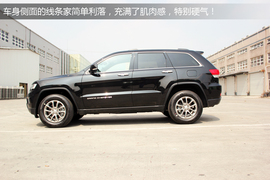 Jeep大切诺基3.0TD柴油舒享导航版实拍