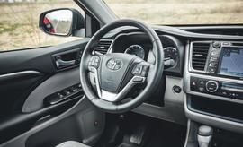 2014款全新一代丰田汉兰达海外试驾实拍