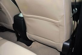 2013款丰田RAV4