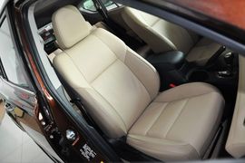 2013款丰田RAV4