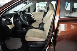 2013款丰田RAV4