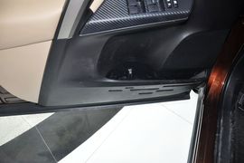 2013款丰田RAV4