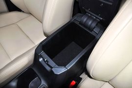 2013款丰田RAV4