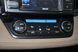 2013款丰田RAV4