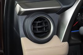 2013款丰田RAV4