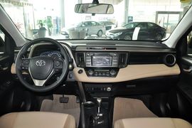 2013款丰田RAV4