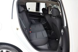 2013款标致307两厢1.6L手自一体舒适版