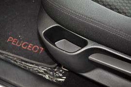 2013款标致307两厢1.6L手自一体舒适版