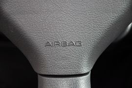 2013款标致307两厢1.6L手自一体舒适版