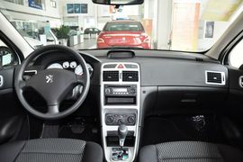 2013款标致307两厢1.6L手自一体舒适版