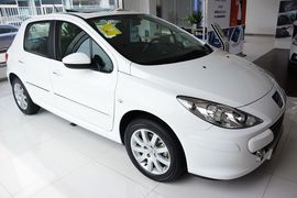 2013款标致307两厢1.6L手自一体舒适版