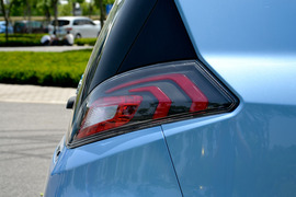 2012款荣威E50基本型