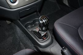 2014款吉利金刚1.5L手动精英型