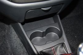 2014款吉利金刚1.5L手动精英型