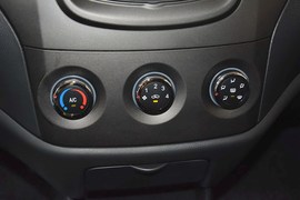 2014款吉利金刚1.5L手动精英型