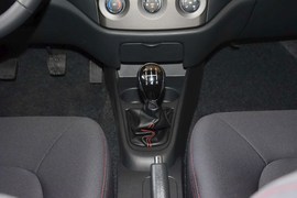 2014款吉利金刚1.5L手动精英型