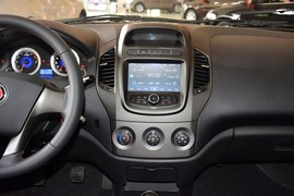 2014款吉利金刚1.5L手动精英型