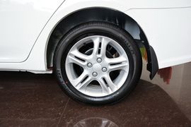2014款吉利金刚1.5L手动精英型
