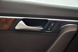 2012款大众迈腾旅行轿车2.0TSI