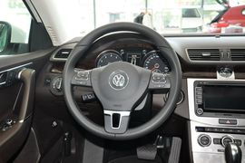 2012款大众迈腾旅行轿车2.0TSI