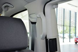 2014款大众凯路威2.0TSI四驱舒适版