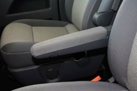 2014款大众凯路威2.0TSI四驱舒适版