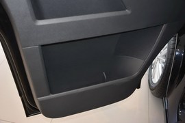 2014款大众凯路威2.0TSI四驱舒适版