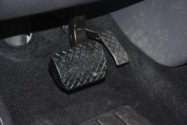 2014款大众凯路威2.0TSI四驱舒适版