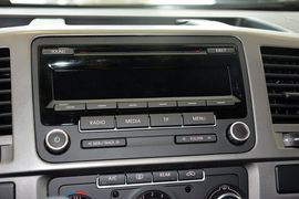 2014款大众凯路威2.0TSI四驱舒适版