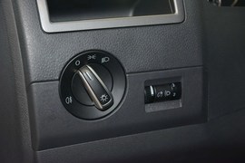 2014款大众凯路威2.0TSI四驱舒适版