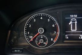 2014款大众凯路威2.0TSI四驱舒适版