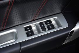 2013款哈弗H6运动版1.5T手动四驱精英型